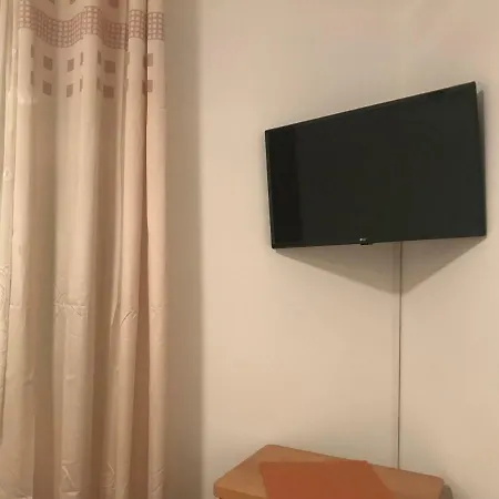 Europ** Πανσιόν 3*