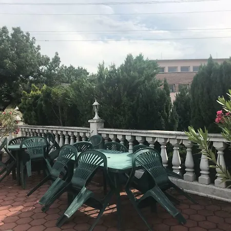 Europ** Πανσιόν Diakovce